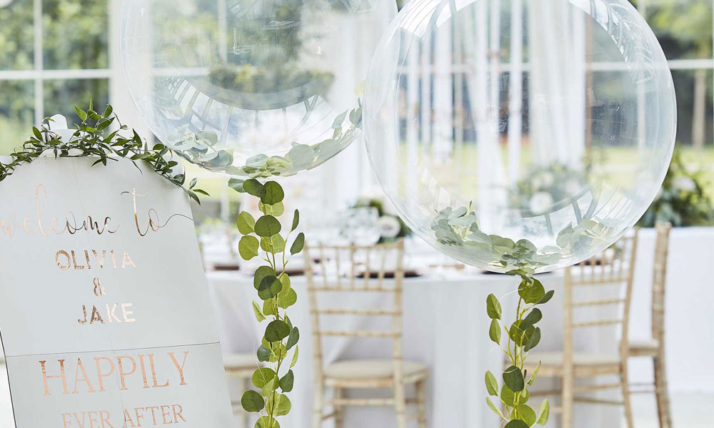 Balloons are Back – Trendy Ways to Use Balloons at your Wedding Venue